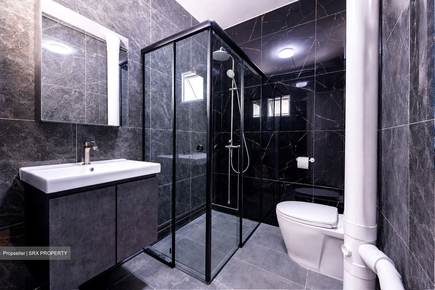 Blk 405 Hong Kah Court (Jurong West), HDB Executive #557729081